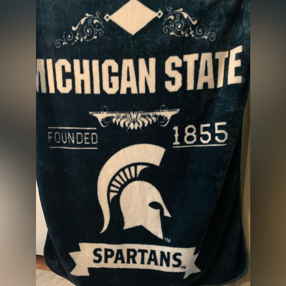MSU soft plush blanket 4’x 5’